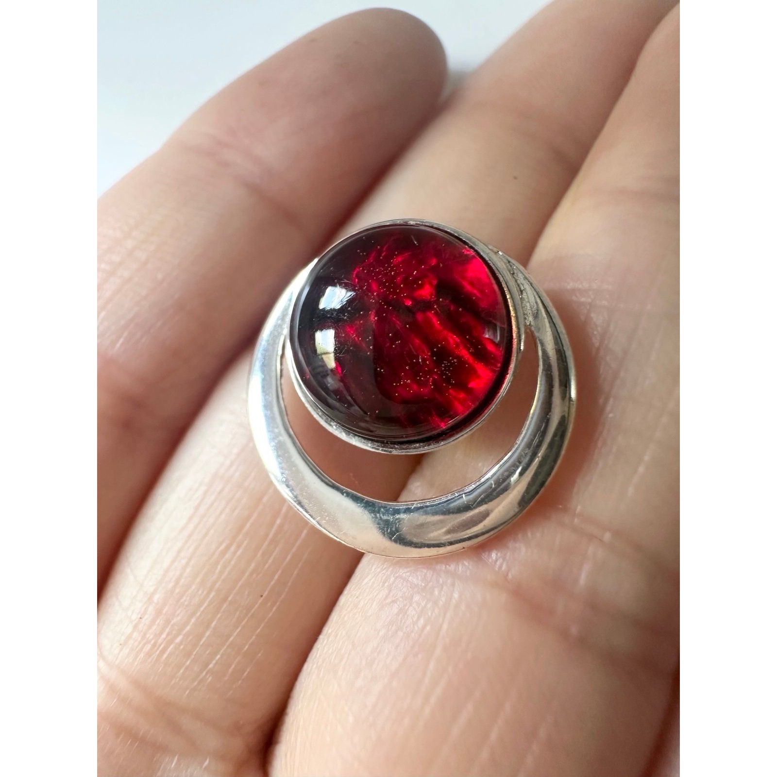 925 Sterling Silver Red Circle Pendant